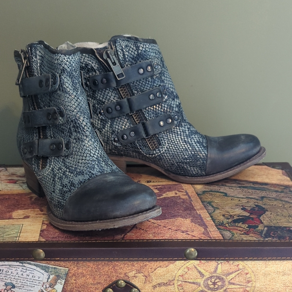 Freebird by Steven Blue Ankle Boots with Floral Pattern